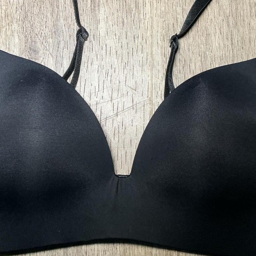 Sophie B Underwire Bra Smooth T-Shirt Style Size 34B Black Everyday - Picture 2 of 5